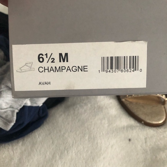 Jennifer Lopez Silver Gladiator Sandals - Picture 3 of 3